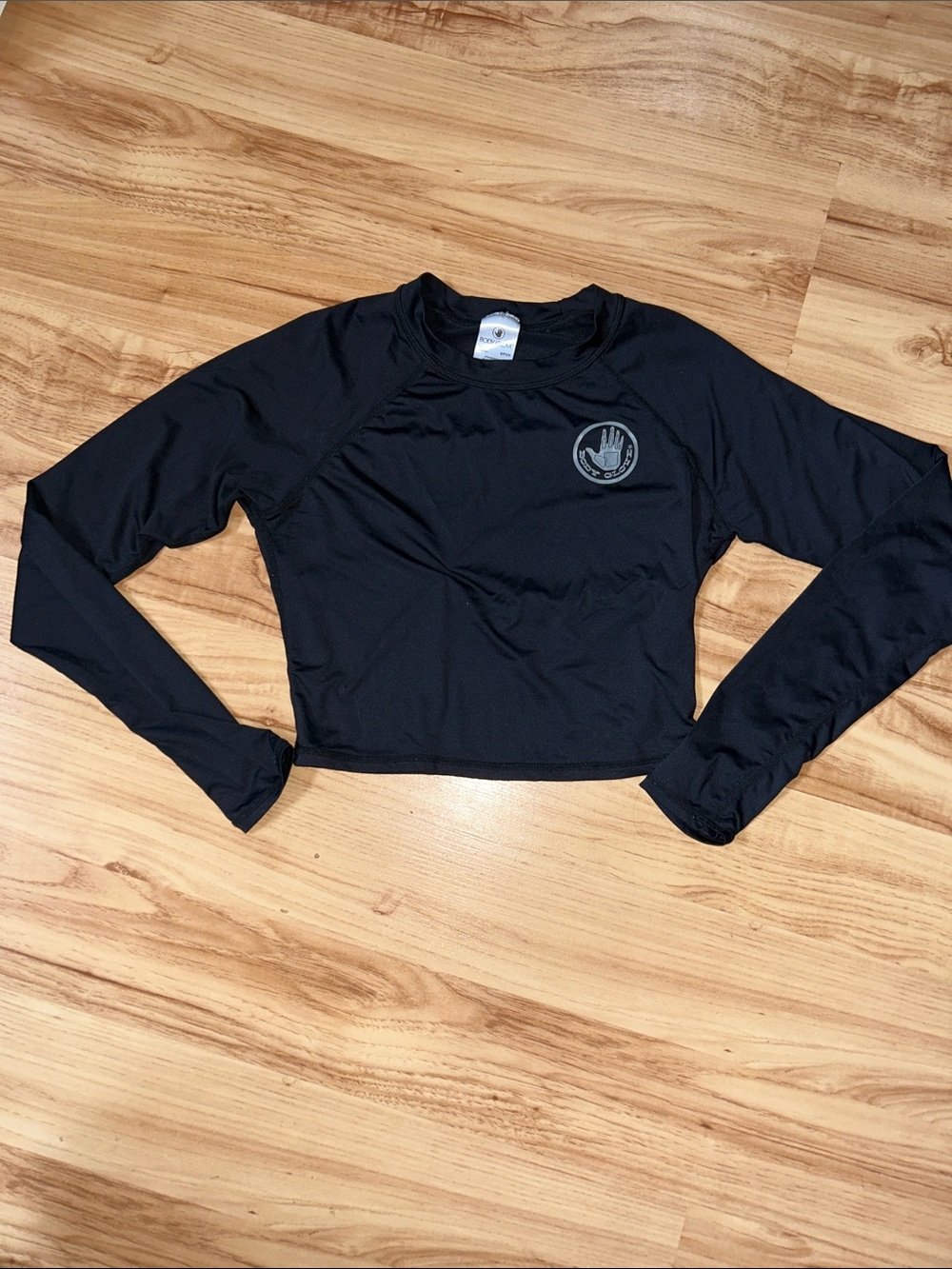 Body Glove Black Long Sleeve Cropped Rash Guard